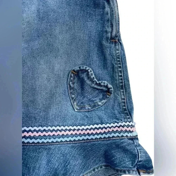 French Toast Girls denim skirt zip and heart shaped pocket size 6x gently used - Picture 2 of 6